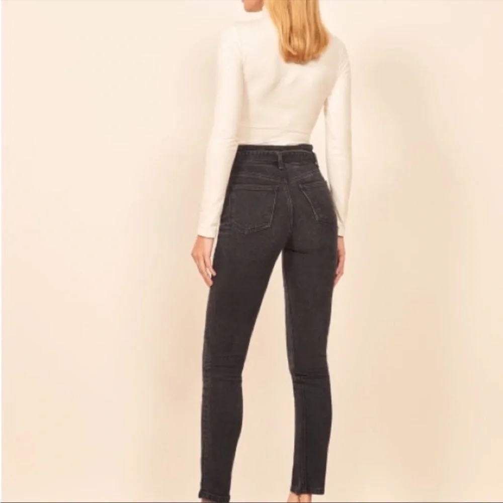 Reformation Kora High Rise Belted Jean - Picture 2 of 6